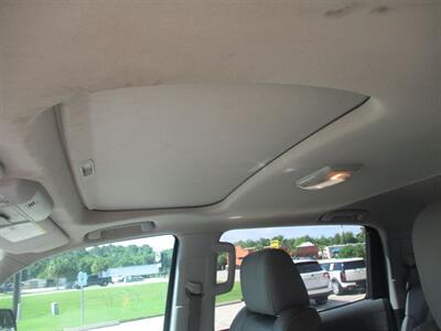 2016 Toyota Tundra CREWMAX LIMITED   - Photo 15 - Santa Fe, TX 77510