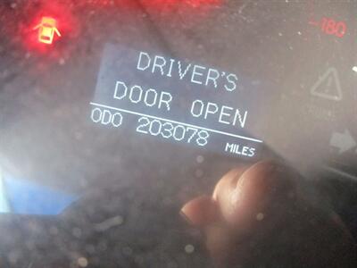 2014 Toyota Sequoia PLATINUM   - Photo 8 - Santa Fe, TX 77510