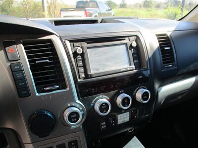 2014 Toyota Sequoia PLATINUM   - Photo 9 - Santa Fe, TX 77510