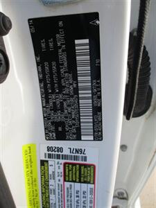 2014 Toyota Sequoia PLATINUM   - Photo 11 - Santa Fe, TX 77510