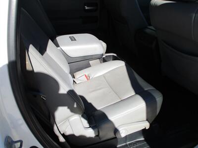 2014 Toyota Sequoia PLATINUM   - Photo 17 - Santa Fe, TX 77510
