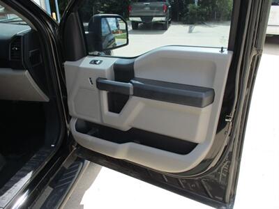2017 Ford F-150 SUPERCREW - Photo 17 - Santa Fe, TX 77510