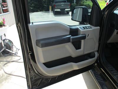 2017 Ford F-150 SUPERCREW - Photo 7 - Santa Fe, TX 77510