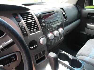 2010 Toyota Tundra DOUBLE CAB SR5   - Photo 10 - Santa Fe, TX 77510