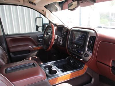 2015 Chevrolet Silverado 2500 HIGH COUNTRY - Photo 19 - Santa Fe, TX 77510
