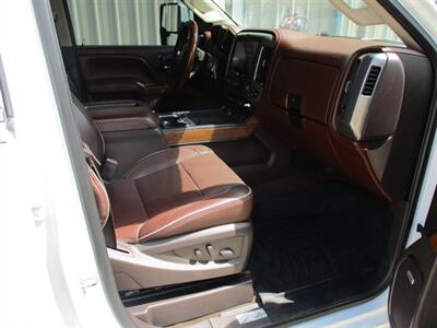 2015 Chevrolet Silverado 2500 HIGH COUNTRY - Photo 18 - Santa Fe, TX 77510