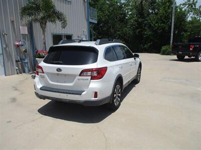 2015 Subaru Outback 2.5I LIMITED - Photo 4 - Santa Fe, TX 77510