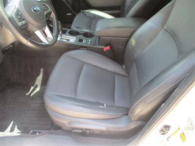 2015 Subaru Outback 2.5I LIMITED - Photo 7 - Santa Fe, TX 77510