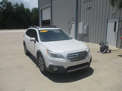 2015 Subaru Outback 2.5I LIMITED - Photo 1 - Santa Fe, TX 77510