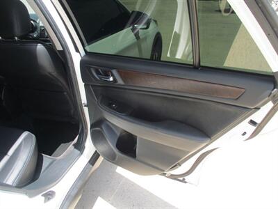 2015 Subaru Outback 2.5I LIMITED - Photo 16 - Santa Fe, TX 77510