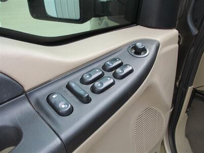 2006 Ford F-250 SUPER DUTY   - Photo 9 - Santa Fe, TX 77510