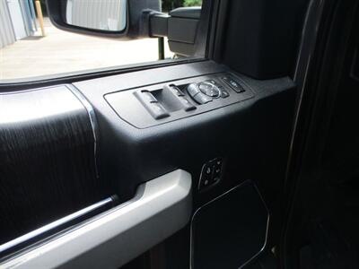 2021 Ford F-250 SUPER DUTY LARIAT - Photo 10 - Santa Fe, TX 77510