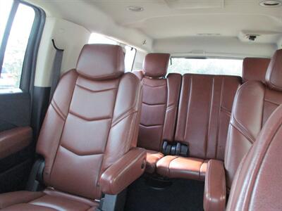 2018 Cadillac Escalade ESV ESV PREMIUM LUXURY   - Photo 13 - Santa Fe, TX 77510