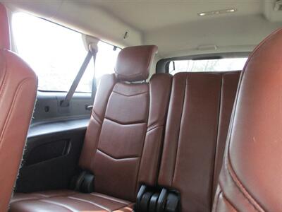 2018 Cadillac Escalade ESV ESV PREMIUM LUXURY   - Photo 10 - Santa Fe, TX 77510