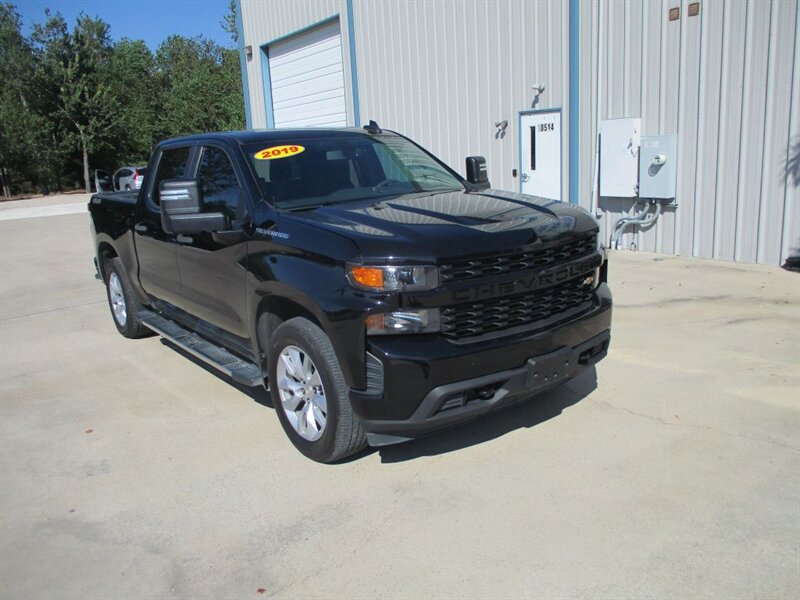 2019 Chevrolet Silverado 1500 CUSTOM   - Photo 1 - Santa Fe, TX 77510