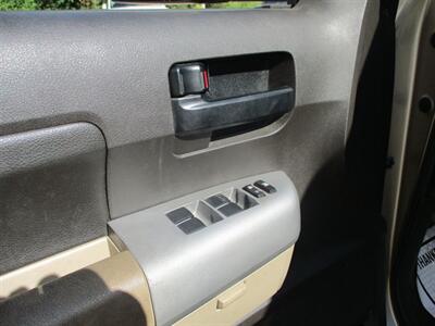 2008 Toyota Tundra CREWMAX   - Photo 11 - Santa Fe, TX 77510