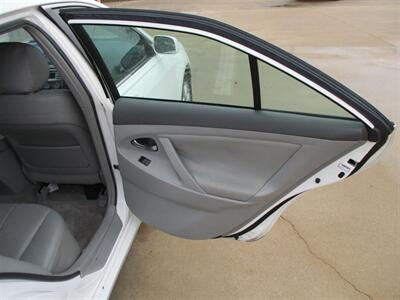 2007 Toyota Camry LE   - Photo 13 - Santa Fe, TX 77510