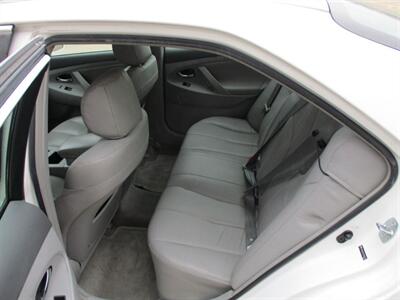 2007 Toyota Camry LE   - Photo 12 - Santa Fe, TX 77510