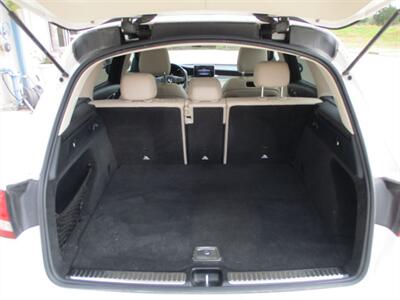 2019 Mercedes-Benz GLC 300   - Photo 14 - Santa Fe, TX 77510