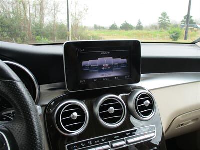 2019 Mercedes-Benz GLC 300   - Photo 9 - Santa Fe, TX 77510