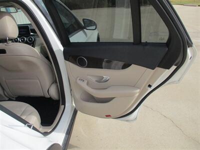 2019 Mercedes-Benz GLC 300   - Photo 15 - Santa Fe, TX 77510