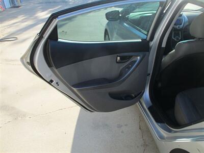 2012 Hyundai ELANTRA GLS   - Photo 13 - Santa Fe, TX 77510