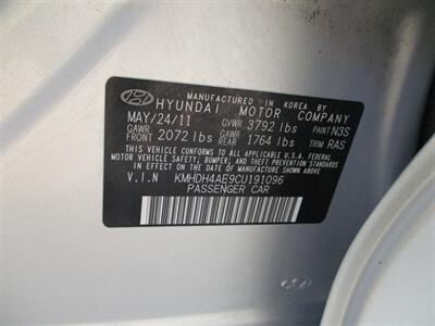 2012 Hyundai ELANTRA GLS   - Photo 12 - Santa Fe, TX 77510