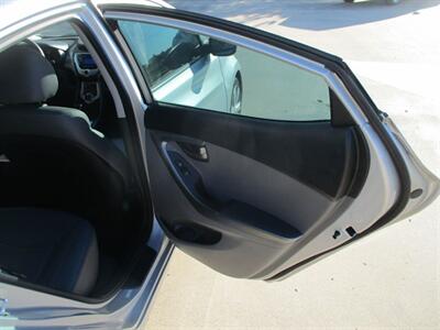 2012 Hyundai ELANTRA GLS   - Photo 15 - Santa Fe, TX 77510