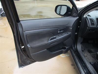 2016 Mitsubishi Outlander Sport ES - Photo 6 - Santa Fe, TX 77510