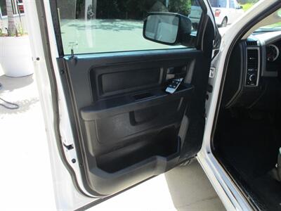 2016 RAM 1500 Tradesman   - Photo 8 - Santa Fe, TX 77510