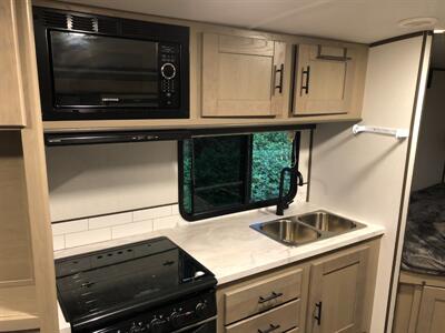 2021 RV KEYSTONE SHADOW CRUISE TRAVEL TRAILER 31' 259BHS   - Photo 36 - Woodinville, WA 98077