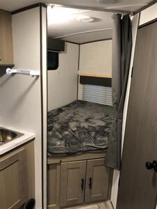 2021 RV KEYSTONE SHADOW CRUISE TRAVEL TRAILER 31' 259BHS   - Photo 37 - Woodinville, WA 98077