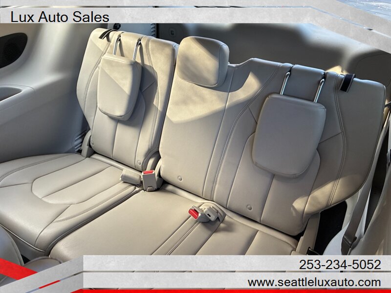 2017 Chrysler Pacifica Touring-L - Photo 20 - Woodinville, WA 98077