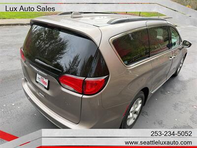 2017 Chrysler Pacifica Touring-L - Photo 6 - Woodinville, WA 98077