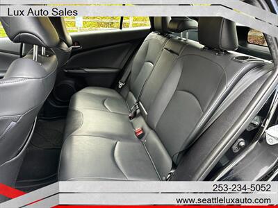 2020 Toyota Prius XLE   - Photo 21 - Woodinville, WA 98077