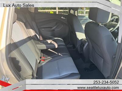 2017 Ford Escape SE   - Photo 14 - Woodinville, WA 98077