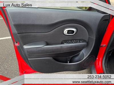 2014 Kia Soul + - Photo 17 - Woodinville, WA 98077