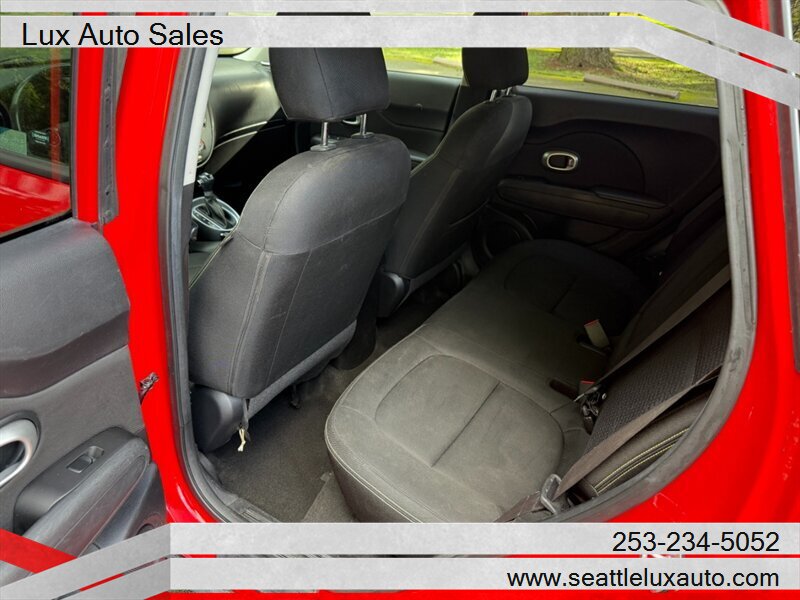 2014 Kia Soul + - Photo 14 - Woodinville, WA 98077