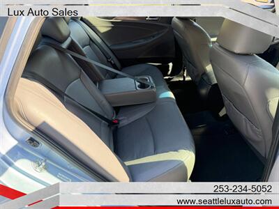 2014 Hyundai SONATA Hybrid Limited   - Photo 12 - Woodinville, WA 98077