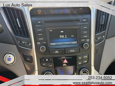 2014 Hyundai SONATA Hybrid Limited   - Photo 19 - Woodinville, WA 98077