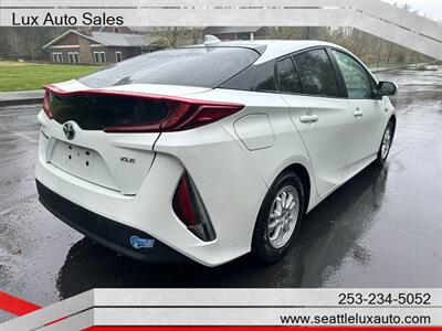 2021 Toyota Prius Prime XLE  Plug-In Hybrid - Photo 5 - Woodinville, WA 98077