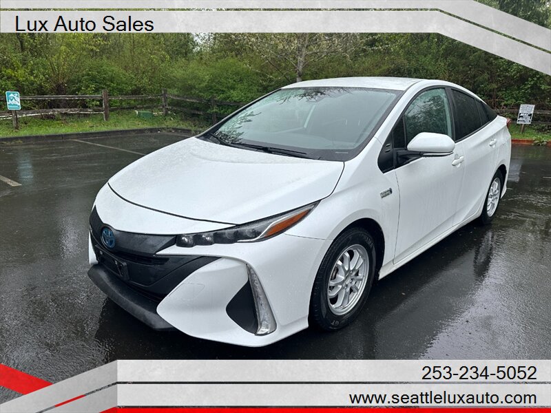 2021 Toyota Prius Prime XLE  Plug-In Hybrid - Photo 1 - Woodinville, WA 98077