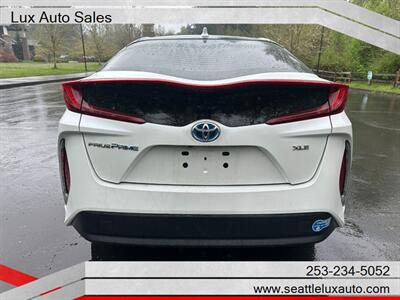 2021 Toyota Prius Prime XLE  Plug-In Hybrid - Photo 4 - Woodinville, WA 98077