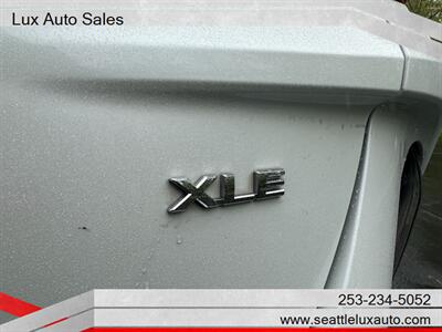 2021 Toyota Prius Prime XLE  Plug-In Hybrid - Photo 8 - Woodinville, WA 98077