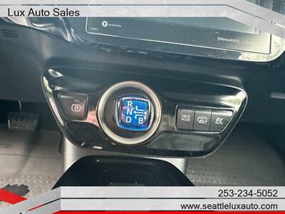 2021 Toyota Prius Prime XLE  Plug-In Hybrid - Photo 18 - Woodinville, WA 98077