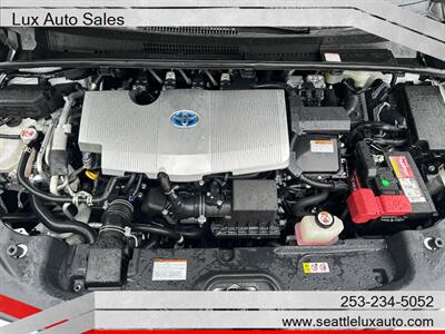 2021 Toyota Prius Prime XLE  Plug-In Hybrid - Photo 14 - Woodinville, WA 98077