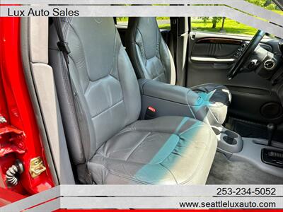 2000 Dodge Durango SLT Plus   - Photo 11 - Woodinville, WA 98077