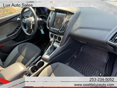 2013 Ford Focus SE   - Photo 11 - Woodinville, WA 98077