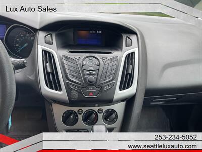 2013 Ford Focus SE   - Photo 21 - Woodinville, WA 98077