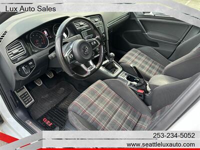 2017 Volkswagen Golf GTI S  6 speed manual - Photo 12 - Woodinville, WA 98077